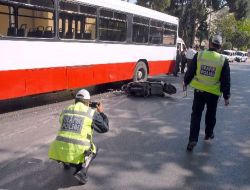 Motosiklet Sürücüsü Kazada Öldü!!