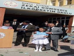 4 Ayda 12 Bin 300 Sayfa Kitap Okuyunca Ödülü Kaptı!