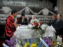 Sağlık Bakanı Recep Akdağ, Nikah Şahitliği Yaptı!