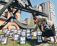 Çernobil, radyasyon yaymaya devam ediyor!.