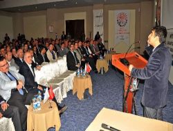 Saim Orhan, Çorumlu İş Adamlarına Dünyaya Açılmanın Önemini Anlattı