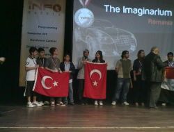 Infomatrix 2010 Bilişim Proje Yarışması'nda Feza Berk Koleji Dünya İkinciliğini Aldı