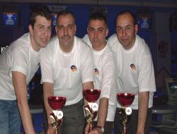 Nilüfer Belediyesi Çalışanları Bowlingde Kupaları Topladı