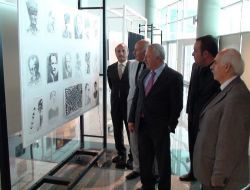 Kocasinan Atatürk Lisesi Öğrencileri Yıl Sonu Resim Sergisi Açtı