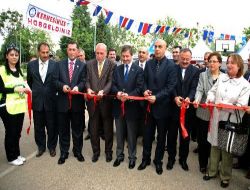 Şefkat Mağazası, Fakir Aileler Yararına Kermes Açtı