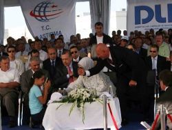 Hastanede Yatan 4 Yaşındaki Kardeşi İçin Başbakan Erdoğan'dan Yardım İstedi
