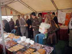 Fakir Öğrenciler Yararına Kermes Düzenlendi
