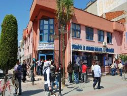 60 Kişinin Alınacağı İşe İlk Günde 800 Kişi Başvurdu