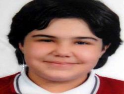 14 Yaşındaki Lise Öğrencisi 6. Kattan Düşerek Öldü