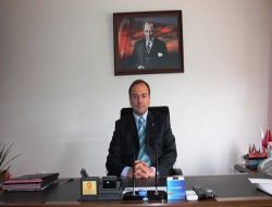 Kızılay, Doğubayazıt Ve Diyadin İlçelerine Battaniye Ve Çadır Gönderdi