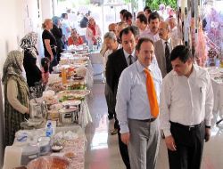 Bahar Eğitim Gönüllüleri Kermes Açtı!