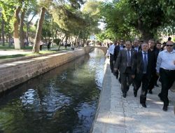 Başkan Aziz Yıldırım, Balıklı Göl'ü Ziyaret Etti