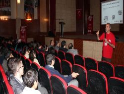 Erzurum'da Öğrenciler Deprem Hakkında Bilgilendirildi