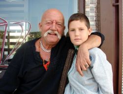 Sümer Tilmaç:tiyatro İle Küçük Yaşta Tanışan Çocuklar Meramlarını Anlatmada Sıkıntı Çekmiyor