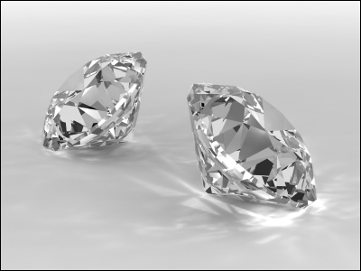 Altın ve Pırlantayı Gümrükten 'Gümüş' Diye Geçirdiler!