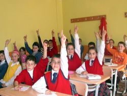 Zafer Fen Dershanesi Öğrencileri Eğlenerek Öğreniyor