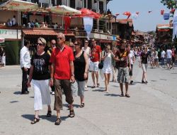 Side Destinasyonuna Gelen Rus Ve İngiliz Turist Sayısında Yüzde 10'luk Artış Bekleniyor