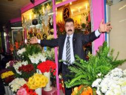 Çiçekçileri Anneler Günü Heyecanı Sardı