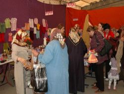 Kimse Yok Mu Derneği, İhtiyaç Sahiplerine Yardım Etmek İçin Kermes Açtı