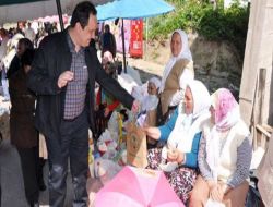 Giresun Belediye Başkanı Aksu, Paarcı Kadınların Anneler Günü Kutladı