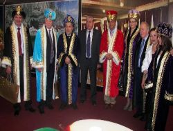 Yunan Milletvekili Osmanlı Kıyafeti Giymedi