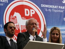 DP Genel Başkanı Cindoruk: Anayasa Paketi Değil, Sigara Paketi