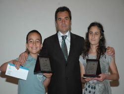 Toros Eğitim Kurumları Kitap Kurtlarını Ödüllendirdi