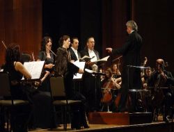 174 Kişilik Orkestra, Yunus'un Eserleriyle Dünyaya Sevgi Ve Hoşgörü Mesajı Verdi