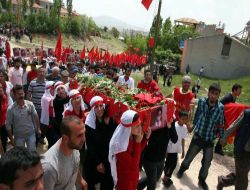 Güler Zere, Elazığ'da Toprağa Verildi!