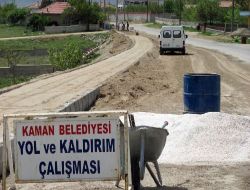 Kaman Belediyesi Kaldırım Çalışmalarına Başladı