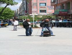 Telefon Kulübesine Bırakılan Çanta Paniğe Neden Oldu