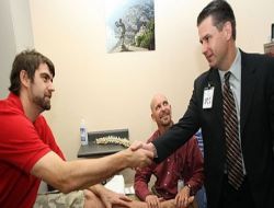 Mehmet Okur, Fizyoterapisine Devam Ediyor..