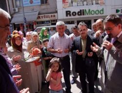 Yağmur Eğitim Gönüllüleri'nden Kermes