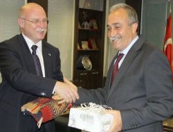 Çek Cumhuriyeti Büyükelçisi, Vali Okutan'ı Ve Başkan Fakkıbaba'yı Ziyaret Etti!