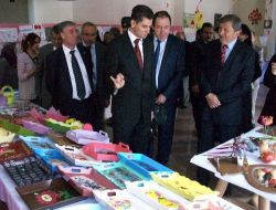 Zihinsel Engelli Öğrenciler Kermes Açtı