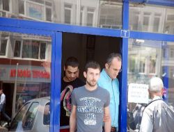 Sözlü Tartışma Bıçaklı Kavgaya Dönüştü: 2 Yaralı