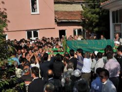 Nilgün, Son Yolculuğuna Uğurladı