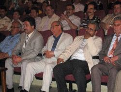 İlahi Okuyan Minik Romanlar Ağlattı