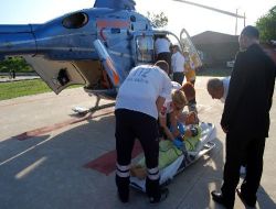 Karaciğer Nakli Yapılacak Kadın Hasta Helikopter Ambulansla İzmir'e Gönderildi