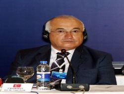 Cemil Çiçek: "Afetlere Karşı Ne Kadar Dirençli Olursak O Kadar Huzurlu Dünyaya Sahip Oluruz!"