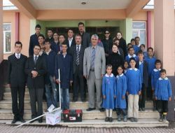 Meslek Liseli Öğrenciler, Vefa İçin Köy Okullarının Onarımını Yapıyor