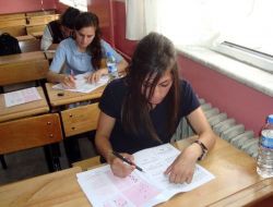 İnegöl'deki Kitap Okuma Yarışması Çekişmeye Sahne Oldu