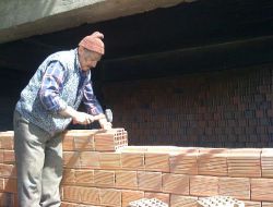 Dünyanın İlk 'harçsız Kilitli Tuğlası' Büyük İlgi Gördü