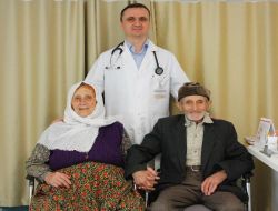 84'lük Kalbine Şifayı, 66 Yıllık Eşinin Sevgisinde Buldu