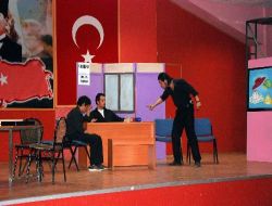 'eyvah Türkçem' Sahnelendi
