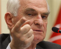 Önder Sav: "Bu Aşamada Baykal Uygun Değil!"