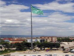 Yıldırım Belediyesi'nden Bursaspor'a Bayrak Jesti