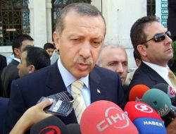 "Sezen Aksu Bizi Mutlu Etti!"