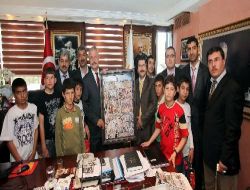 Yamanlar, Mardinli Çocukları İzmir'i Gezdirdi