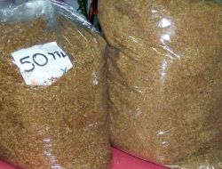 Mut'ta Açık Tütün Satanlara Ceza Kesildi